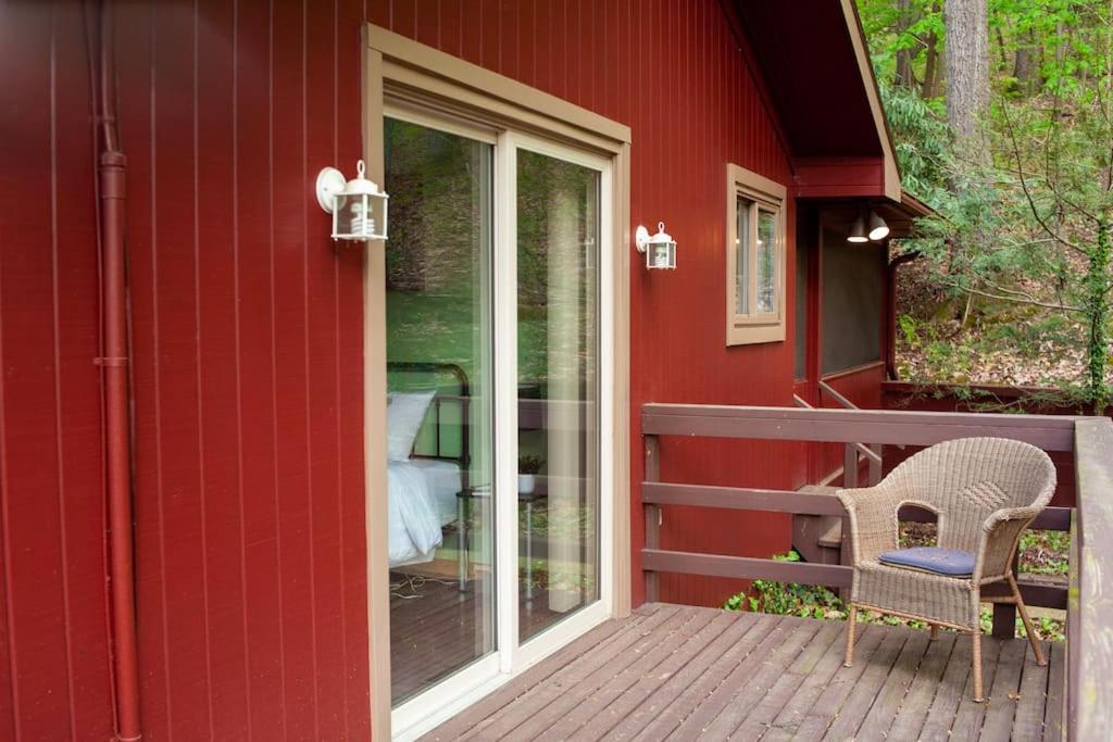 Modern Cabin With Hot Tub Grill Lake Beach Wineries Hiking Fishing And Hershey Park Family And Pet Friendly Superhosts On Ab&B Mount Gretna Extérieur photo