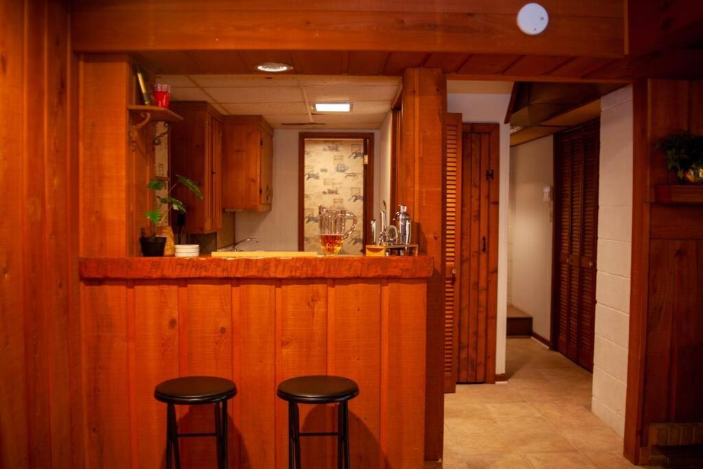 Modern Cabin With Hot Tub Grill Lake Beach Wineries Hiking Fishing And Hershey Park Family And Pet Friendly Superhosts On Ab&B Mount Gretna Extérieur photo