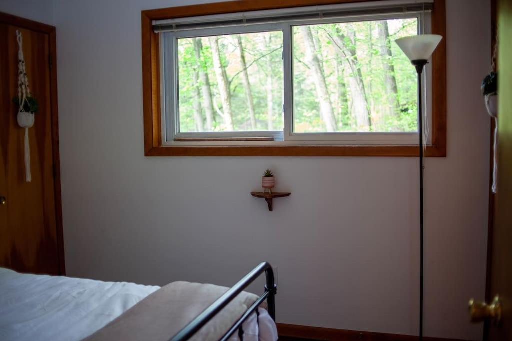 Modern Cabin With Hot Tub Grill Lake Beach Wineries Hiking Fishing And Hershey Park Family And Pet Friendly Superhosts On Ab&B Mount Gretna Extérieur photo